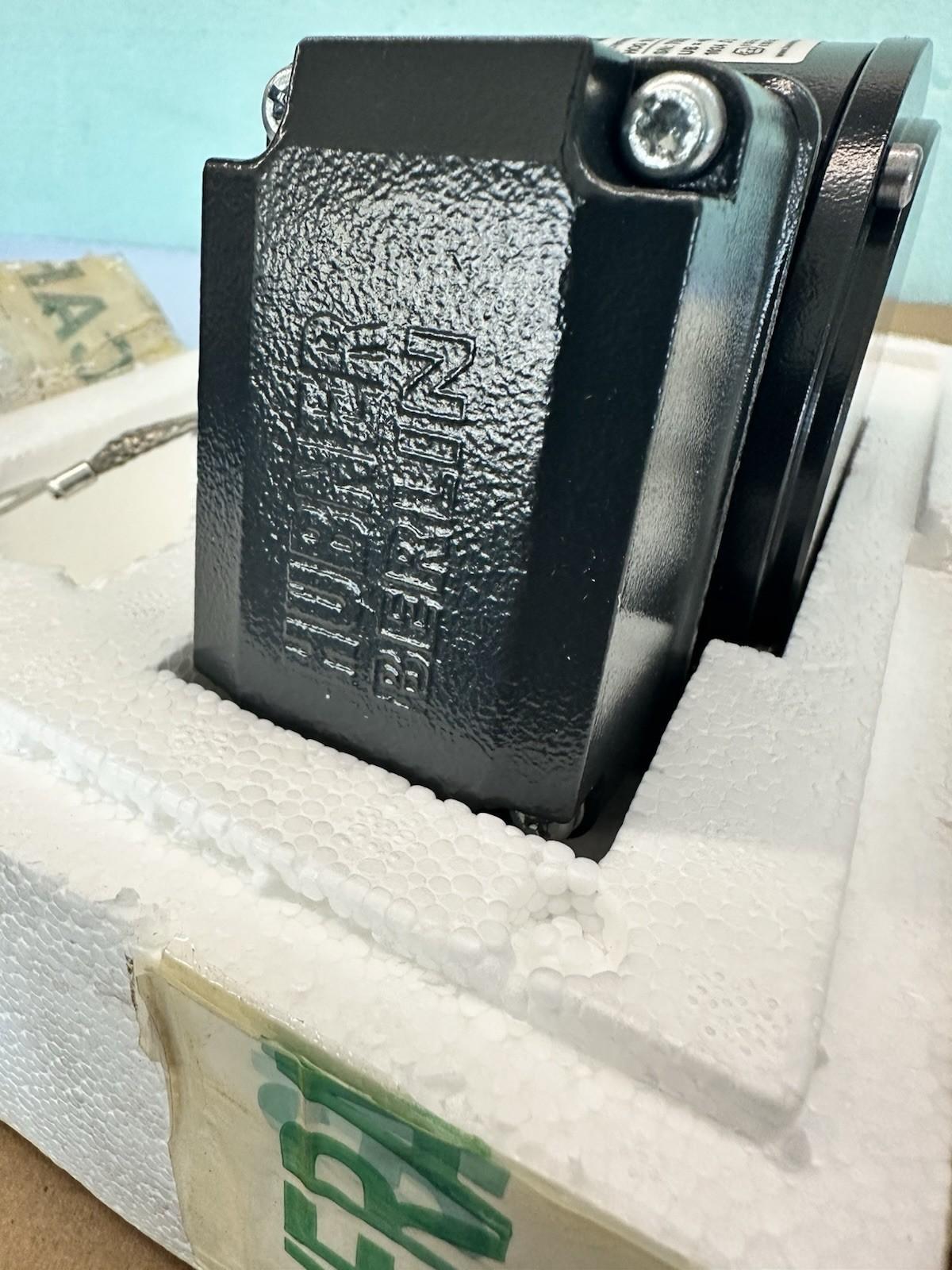 Encodeur incrémental Baumer HOG 10 DN 1024 TTL HOG10DN1024TTL