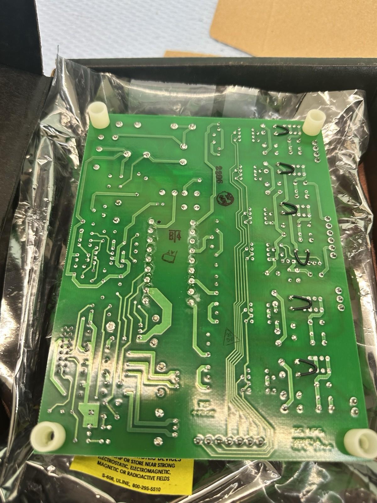 TOSHIBA TIH-UPS149 44690B REV A C CONVERTITORE DRIVER PCB Spedizione veloce