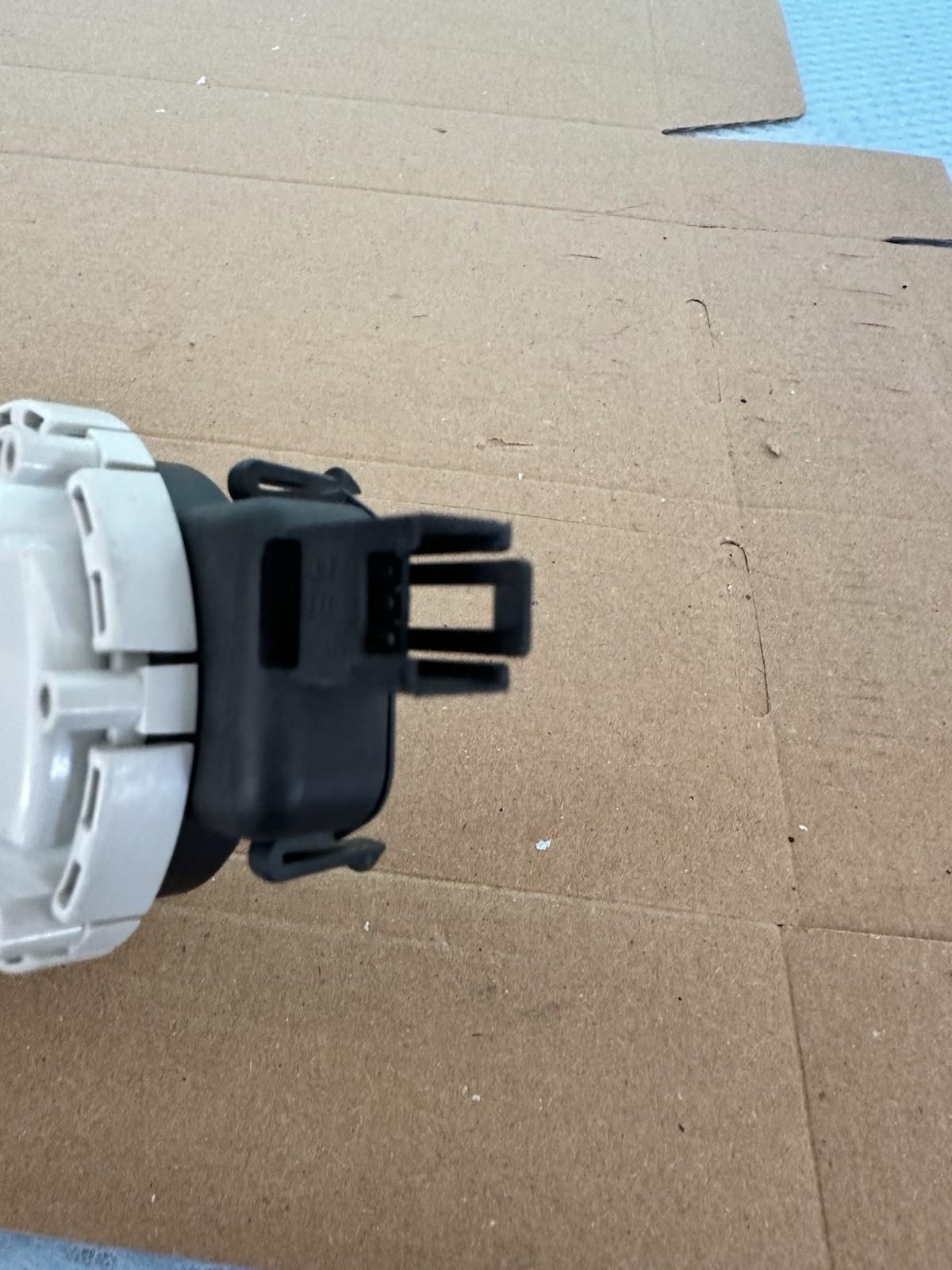 Huba Control 402.9200021 Sensore di pressione aria e gas neutro 0-5 mbar Sped...