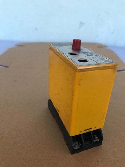 Selectron LYSS AG GRP 31/32 220V Timing Relay Timer LIVRAISON RAPIDE