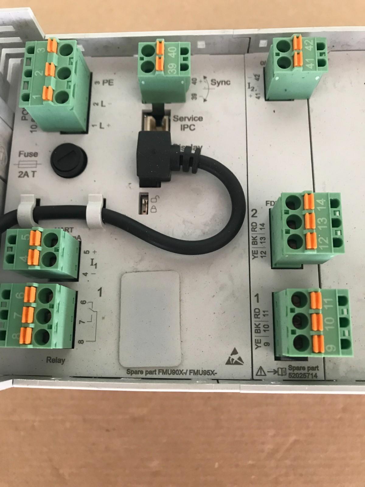 Endress Hauser Prosonic S FMU90 FMU 90 R12CB212AA1A Envío rápido