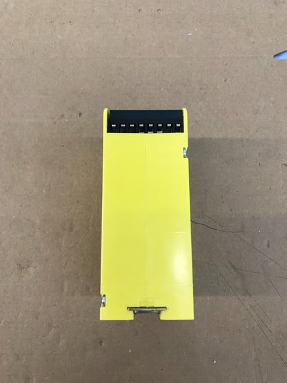 BENDER IR140Y-40 INSULATION MONITORING DEVICE 230 VAC 300V AC Fast Shipping