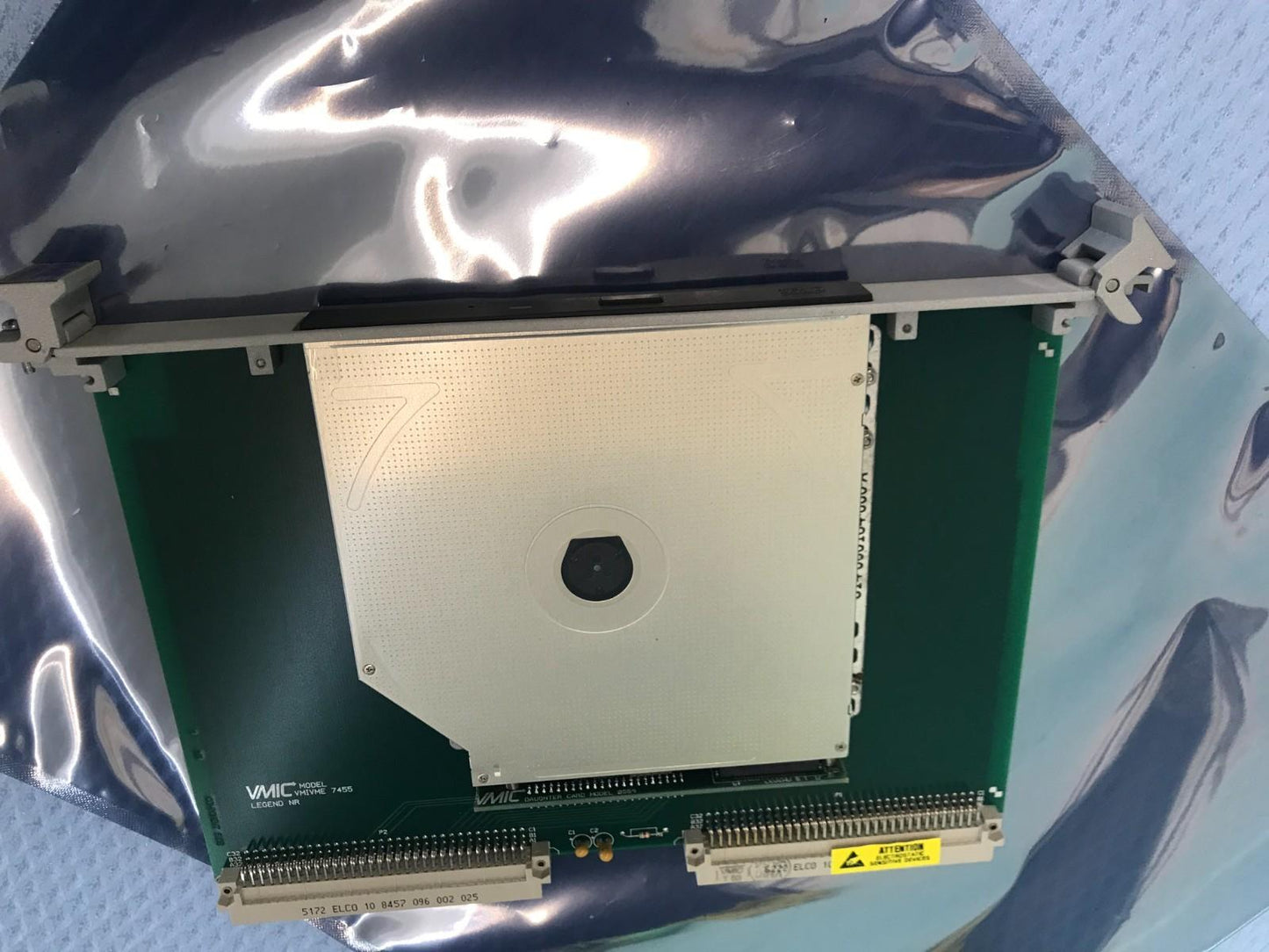 Module de lecteur CD-ROM VMIC VMIVME 7455 Single-Slot VMEbus IDE Livraison ra...