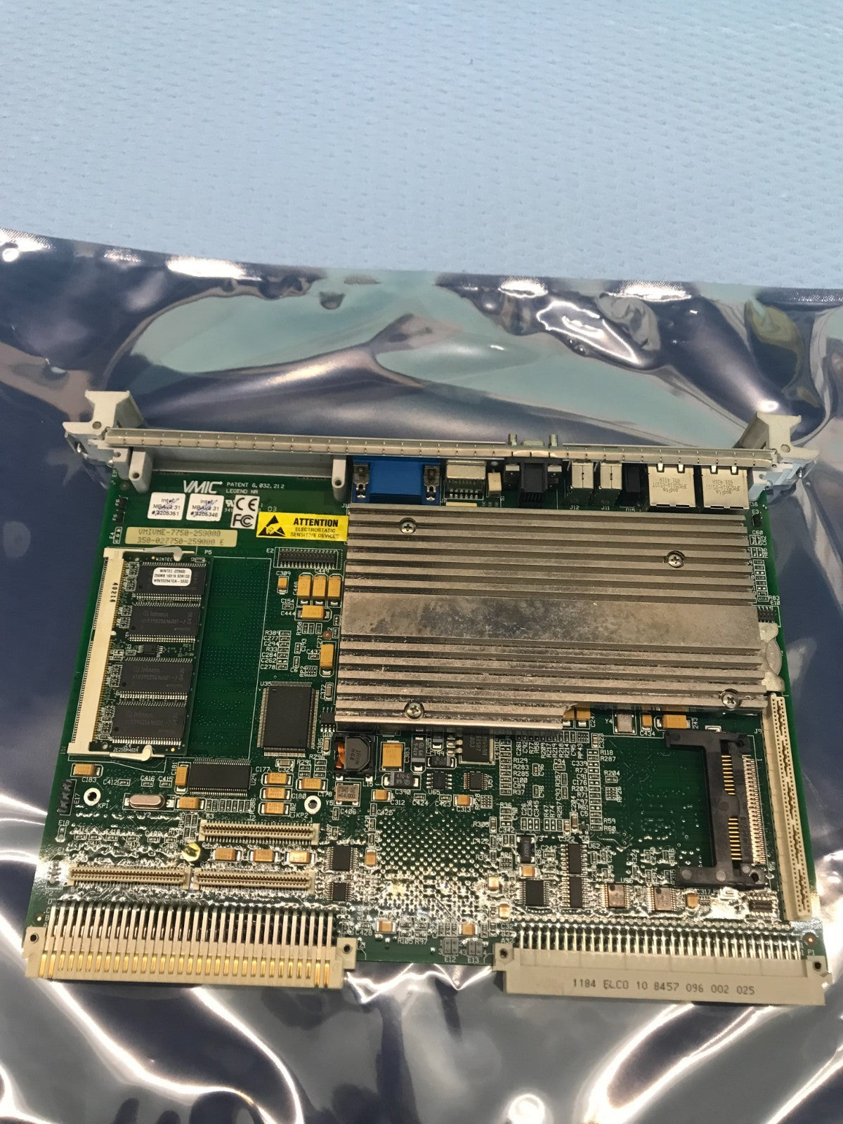 Modulo CPU VMIC VMIVME-7750-259000 spedizione veloce