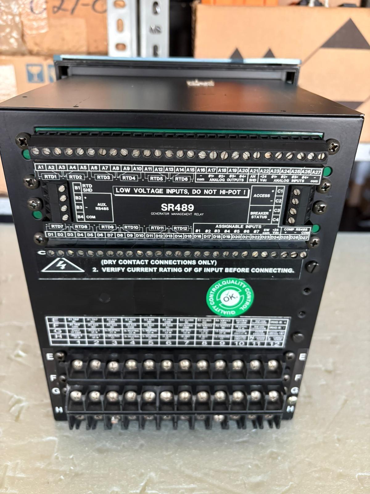 GE POWER MANAGEMENT 489-P1-HI-A20-E GENERATORE RELÈ DI GESTIONE SPEDIZIONE VE...