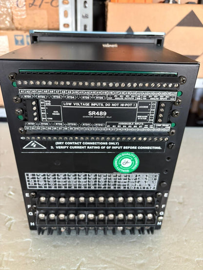 GE POWER MANAGEMENT 489-P1-HI-A20-E GENERATORE RELÈ DI GESTIONE SPEDIZIONE VE...