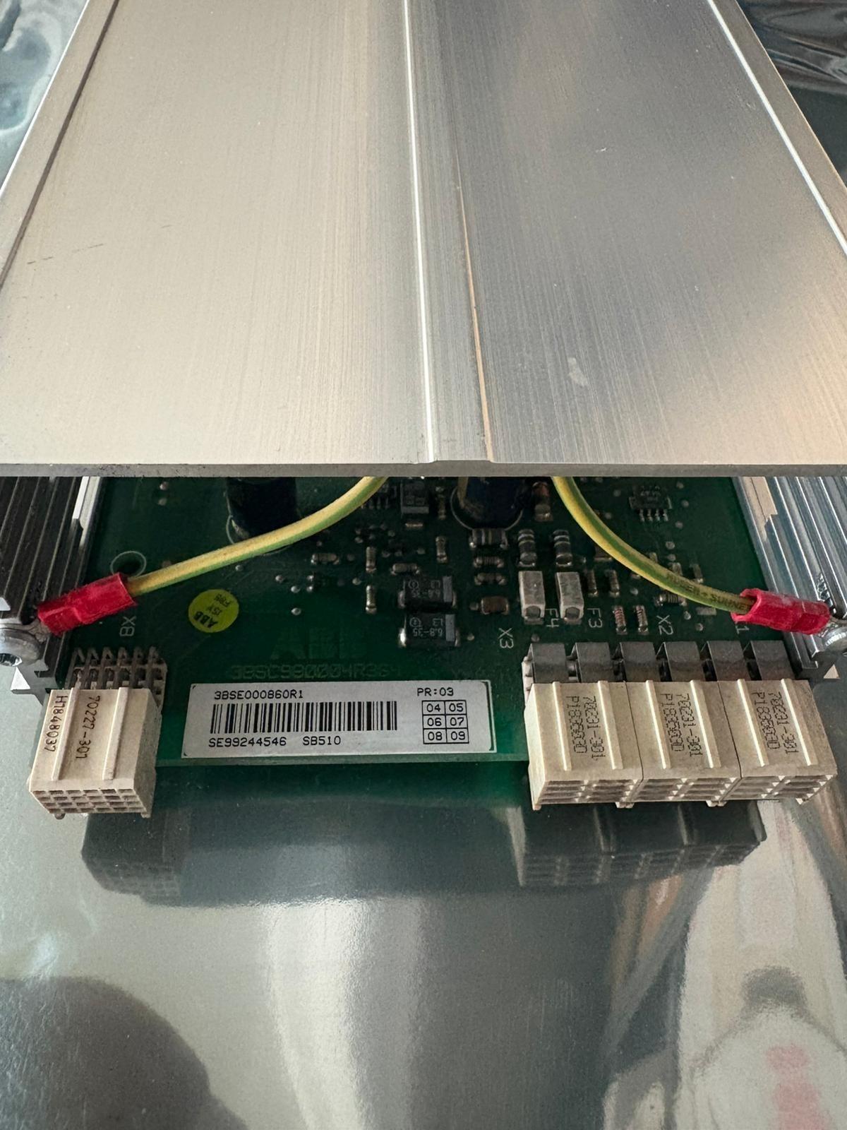 MODULE D'ALIMENTATION ABB SB510 3BSE000860R1 LIVRAISON RAPIDE