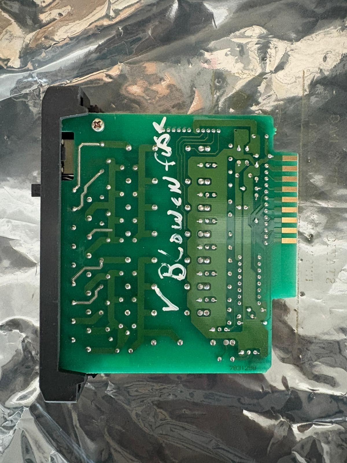 Modulo di uscita D3-08TA-1 Automation Direct 120-240VAC DL305 DirectLOGIC...