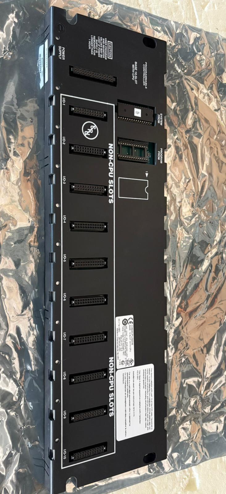 GE FANUC IC693CPU323 BASE 10 SLOT IC693CPU323W originale spedizione veloce