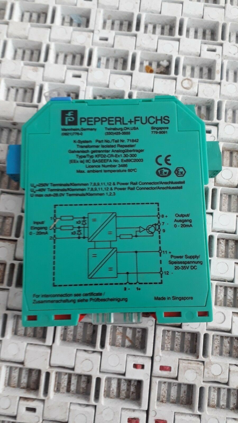 PEPPERL + FUCHS KFD2-CR-Ex1.30-300 TRANSFORMER ISOLATED REPEATER