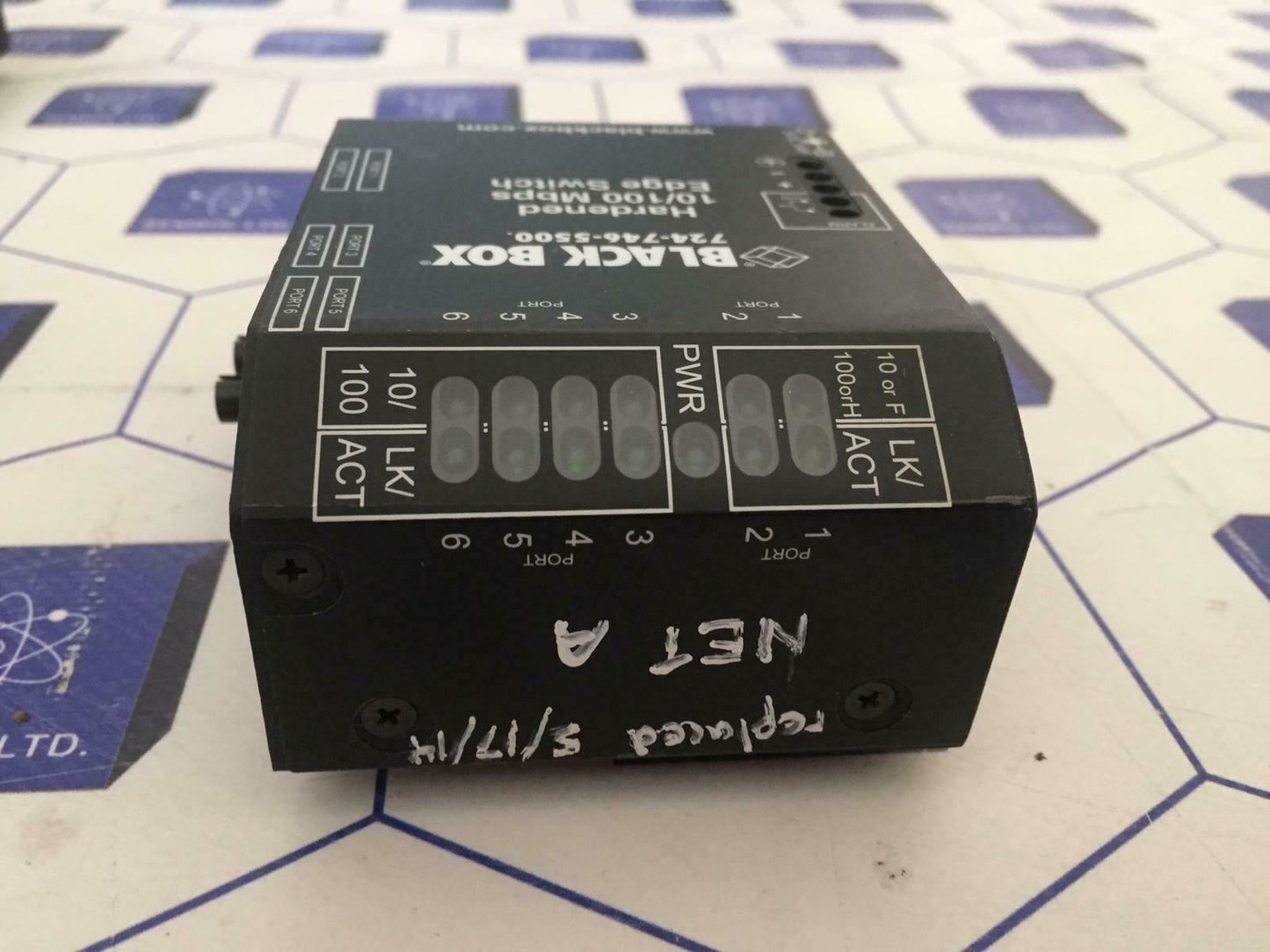 BLACK BOX LBH150A-PD-St-24 Gehärtet 10/100mbps Ecke Schalter