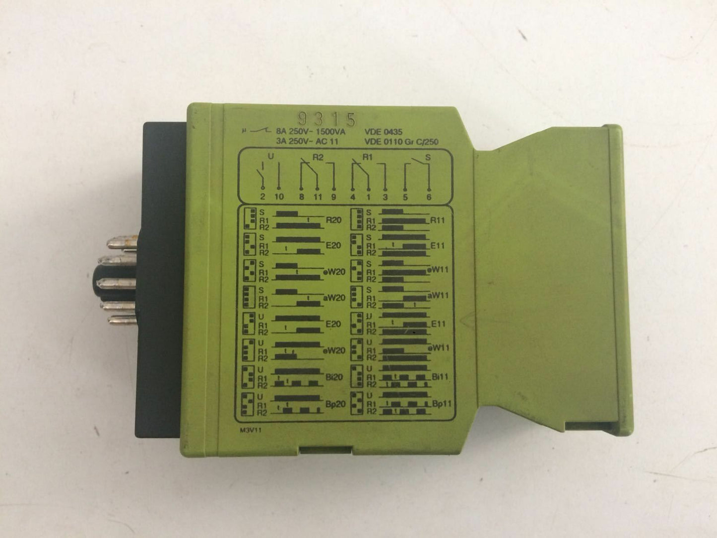 TELE SN3 110V Time Delay Relay