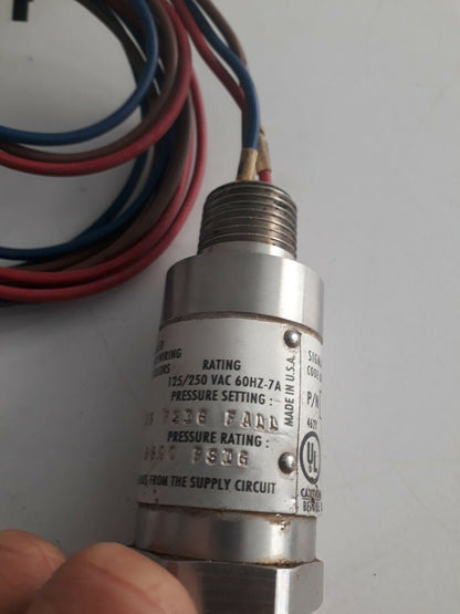 SIGMA-NETICS ADJUSTABLE PRESSURE SWITCH 703-UA 703-ua