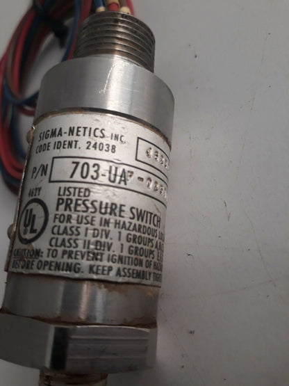 SIGMA-NETICS ADJUSTABLE PRESSURE SWITCH 703-UA 703-ua