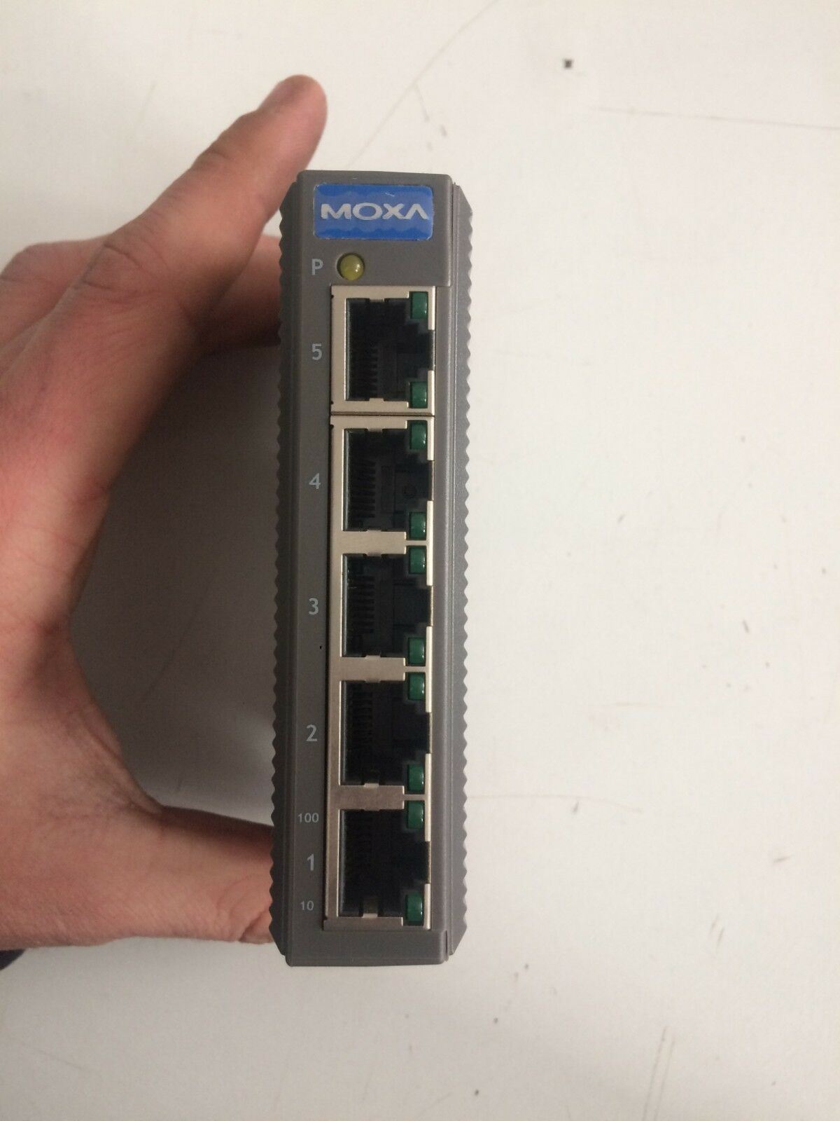 MOXA TECHNOLOGIES EDS-205 Ethernet Switch
