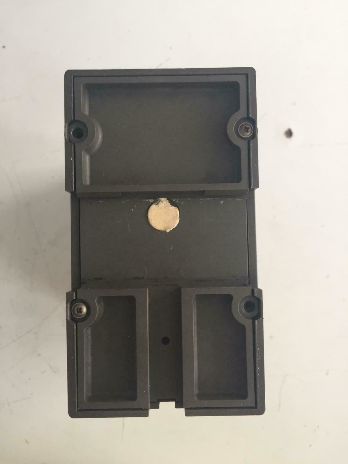 CAMILLE BAUER AG CH-5610 SINEAX V805 WOHLEN