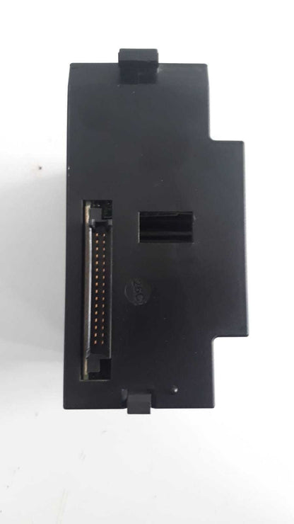 GE FANUC IC693PWR321U Series 90-30 Power Supply