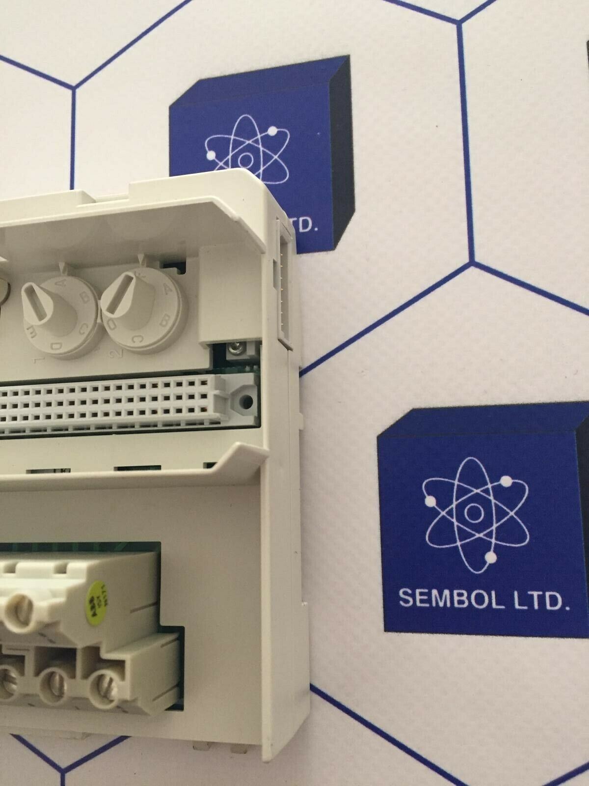 ABB TU831V1 Extended Module Termination Unit 3bse013235r1 pr:a