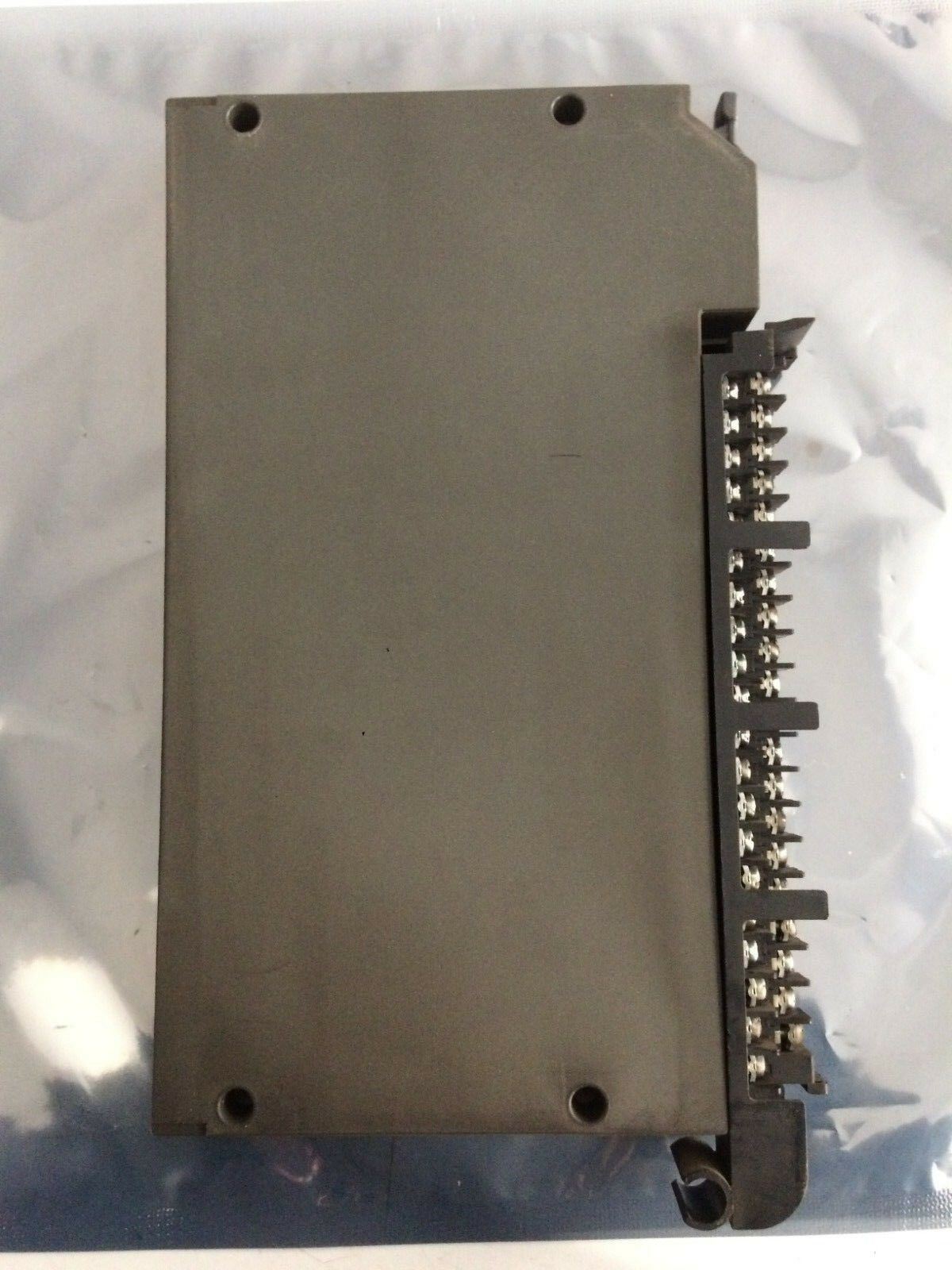 Allen Bradley 1771-OW16/B Rev F02