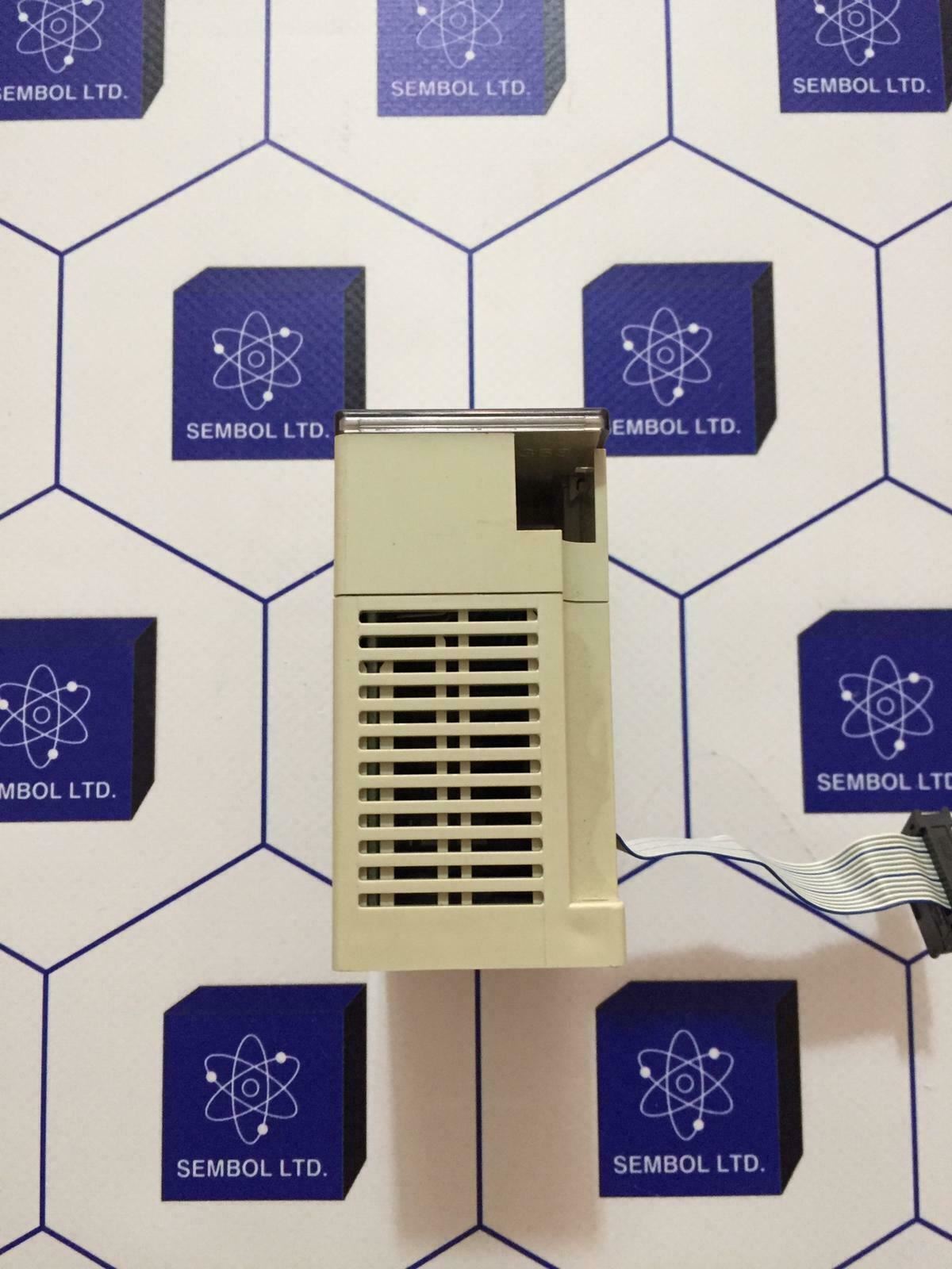 Mitsubishi FXon-8EX-ES/UL Programmable Controller 24DC 5mA Input Extension Block