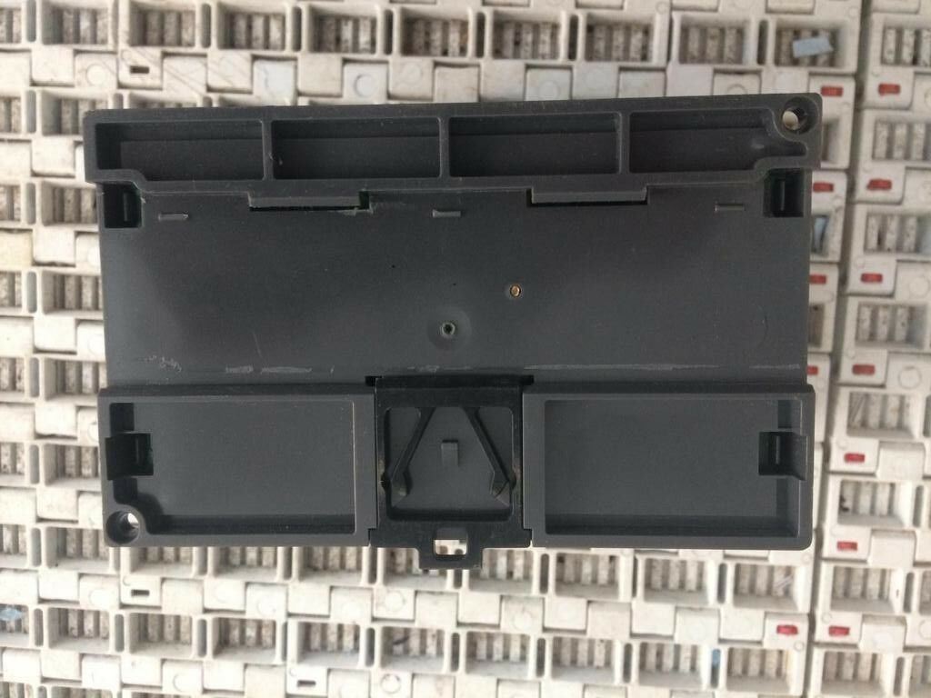 DIRECT LOGIC 105 MICRO PROGRAMMABLE LOGIC CONTROLLER F1-130DR Free Express Ship