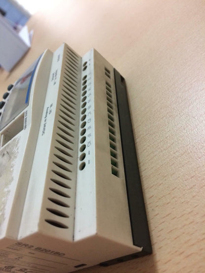 Schneider PLC Zelio Logic Relay SR2 B201BD