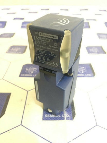 Telemecanique Sensors By Schneider Electric XS8C4A1PCG13 Rectngulr Proxmity