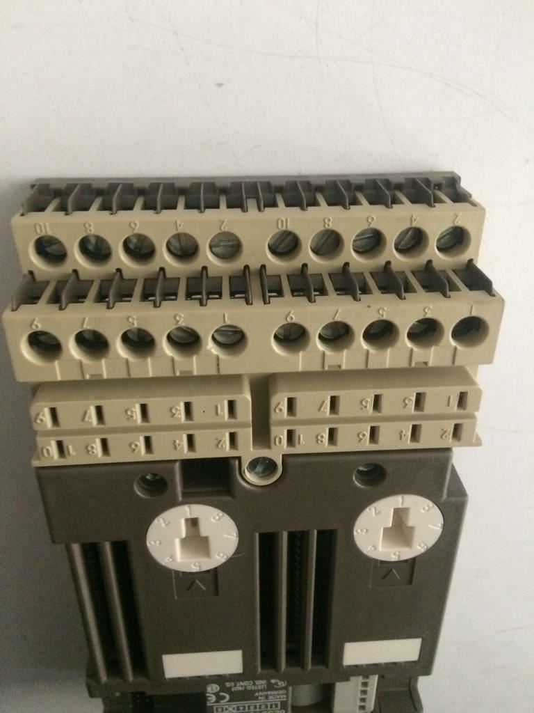 Siemens 6ES5-700-8MA11 Simatic S5 Bus Module