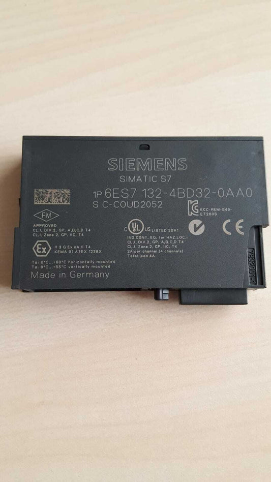 SIEMENS SIMATIK S7 1P 6ES7-132-4BD32-0AA0 OUTPUT MODULE  /LOT1/x4