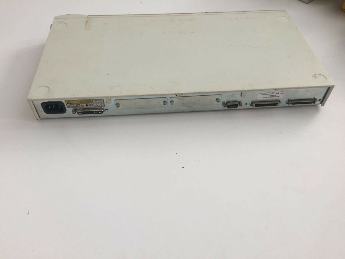 3Com SuperStack II Dual Speed Hub 500 - hub - 24 ports 3C16611