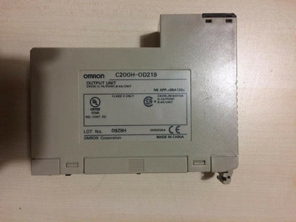 OMRON C200H-OD219 PLC Module