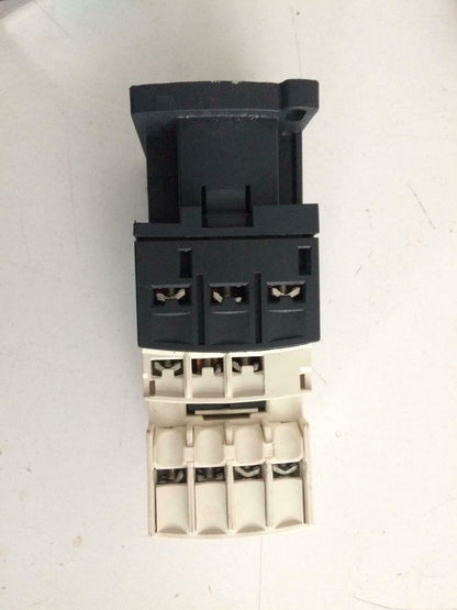 SCHNEİDER ELECTRIC LADN40 + C8201-4-1 Contactor