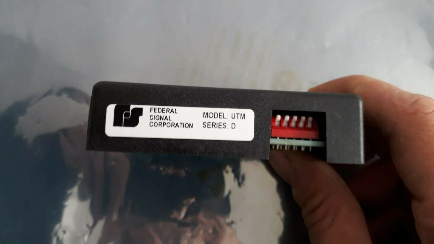 FEDARAL SIGNAL CORPORATION MODEL:UTM  SER D