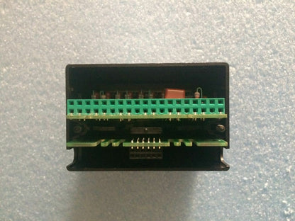 GE Fanuc IC670MDL930J Aislado Salida Módulo 8 Punto 240v