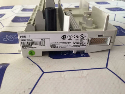 ABB Extended Module Termination Unit 3BSE013234R1